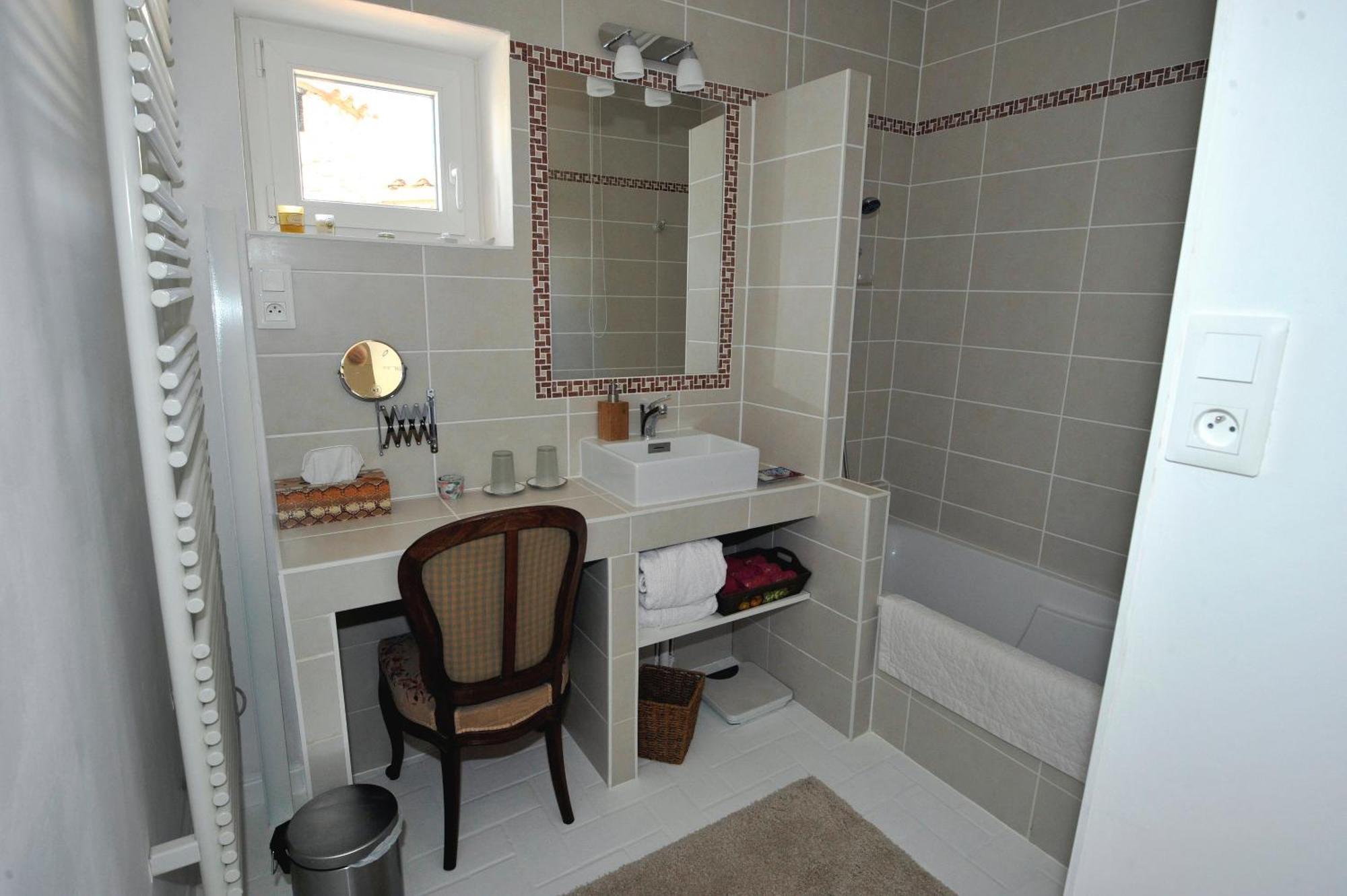 Chez Elles Lejlighed Portes-en-Valdaine Eksteriør billede